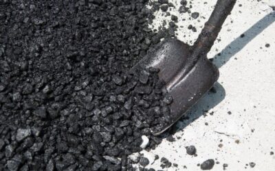 How Does Winter Weather Affect Asphalt Surfaces? 5 Common Causes