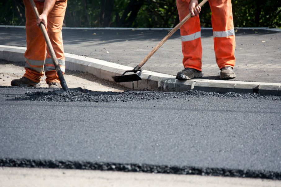 Everything You Need to Know About Commercial Paving and Commercial  Paving Contractors