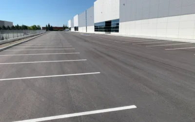 Two Compelling Reasons Property Managers Should Choose an Asphalt Paving Parking Lot for Time and Cost Savings